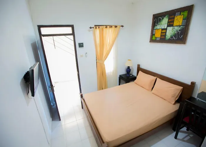 Pararaton Homestay Pensión